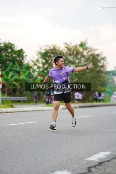 Runner Photo 2490455