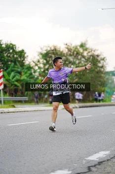 Runner Photo 2490456