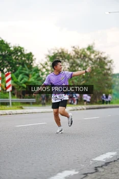 Runner Photo 2490463