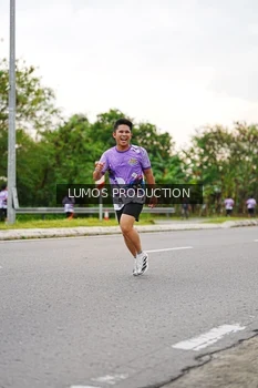 Runner Photo 2490471