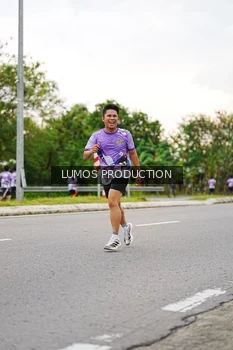 Runner Photo 2490472