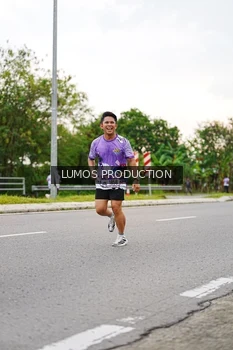 Runner Photo 2490483