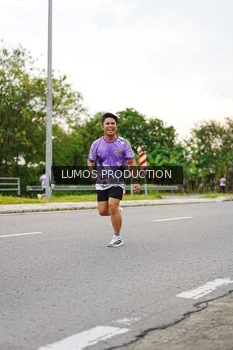 Runner Photo 2490484
