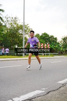 Runner Photo 2490493