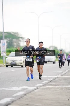 Runner Photo 2490800