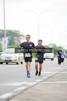 Runner Photo 2490818