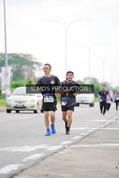 Runner Photo 2490825