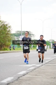 Runner Photo 2490854