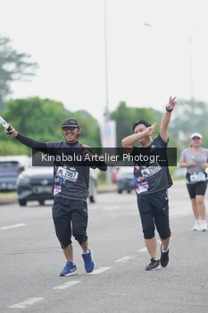 Runner Photo 2493656