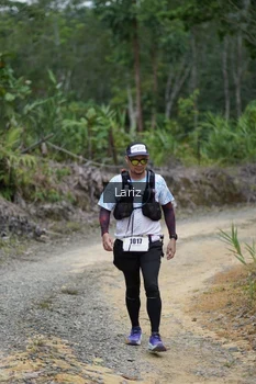 Runner Photo 2495437