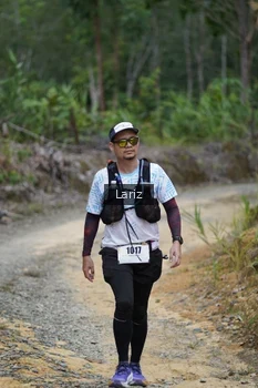 Runner Photo 2495443