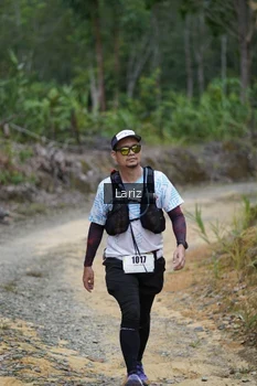 Runner Photo 2495446