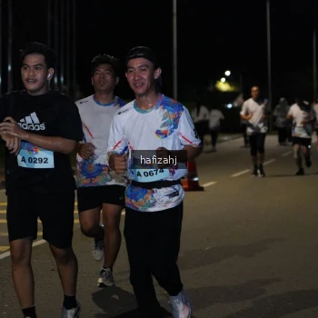 Runner Photo 2499365