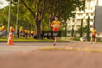 Runner Photo 2499874