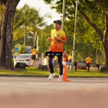Runner Photo 2500660