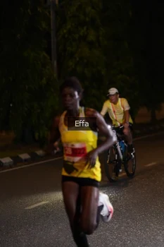 Runner Photo 2500672