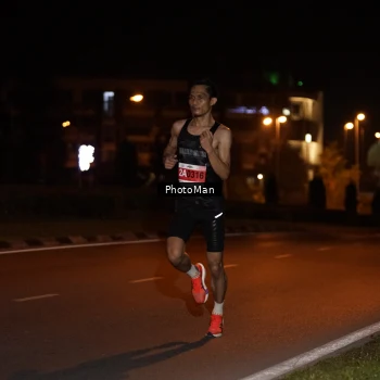 Runner Photo 2500779