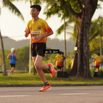 Runner Photo 2500828