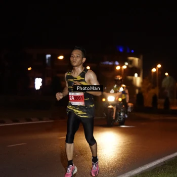 Runner Photo 2500957