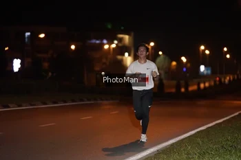 Runner Photo 2501000
