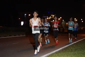 Runner Photo 2501043