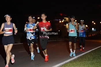 Runner Photo 2501046