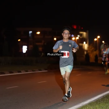 Runner Photo 2501061