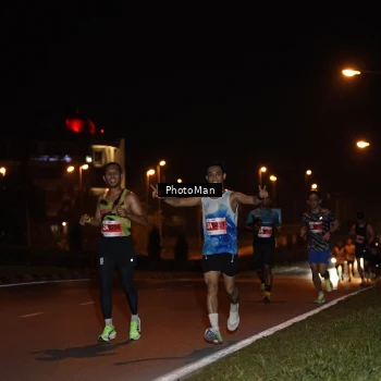 Runner Photo 2501176