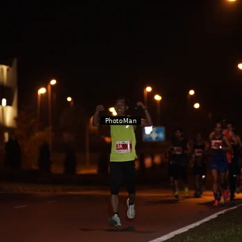 Runner Photo 2501255