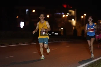 Runner Photo 2501346