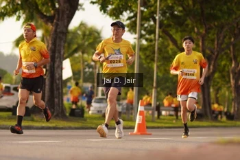 Runner Photo 2501498