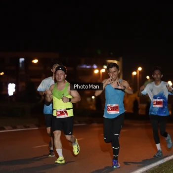 Runner Photo 2501675