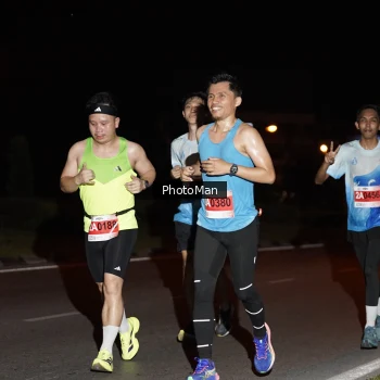 Runner Photo 2501680