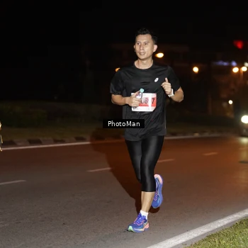 Runner Photo 2501687