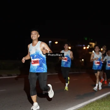 Runner Photo 2501706