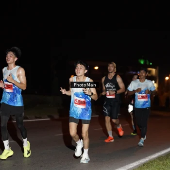 Runner Photo 2501709
