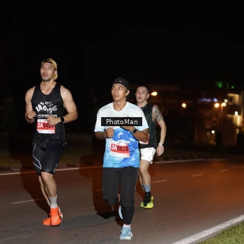 Runner Photo 2501712