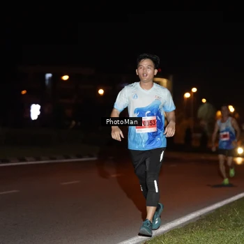 Runner Photo 2501777