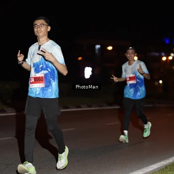 Runner Photo 2501851