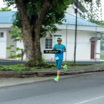 Runner Photo 2502010