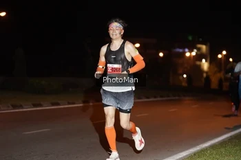 Runner Photo 2502025