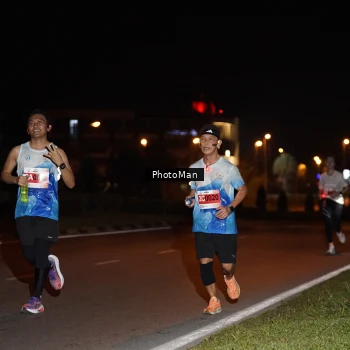 Runner Photo 2502097
