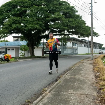 Runner Photo 2502419
