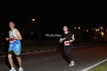 Runner Photo 2502495