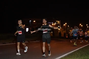Runner Photo 2502590