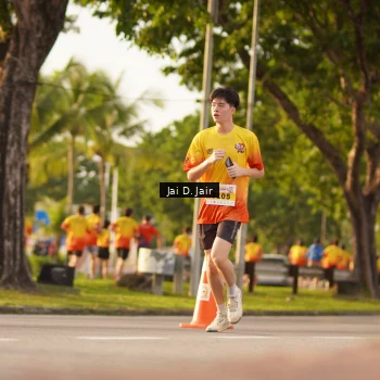 Runner Photo 2502620