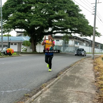 Runner Photo 2502649