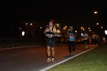 Runner Photo 2502692