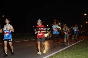 Runner Photo 2502744