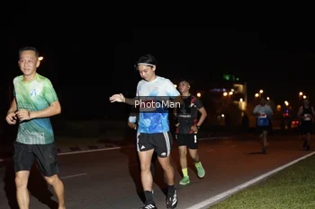 Runner Photo 2502757